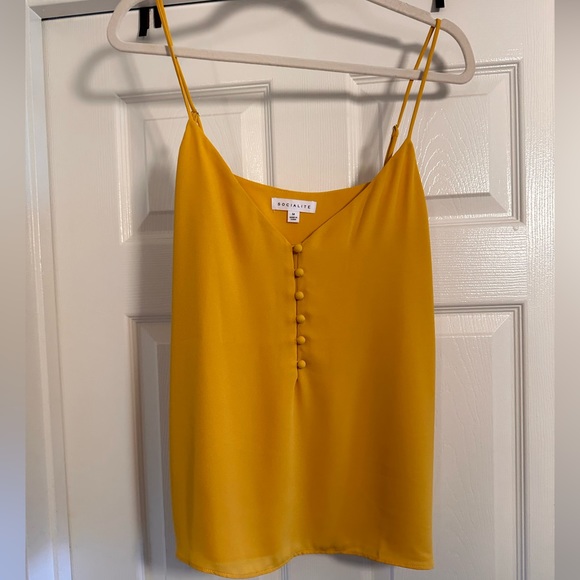 Yellow sweetheart tank with cushion buttons - Picture 3 of 4